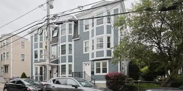 205 W 6th Street