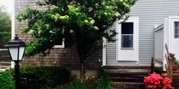 11 Village Green Dr