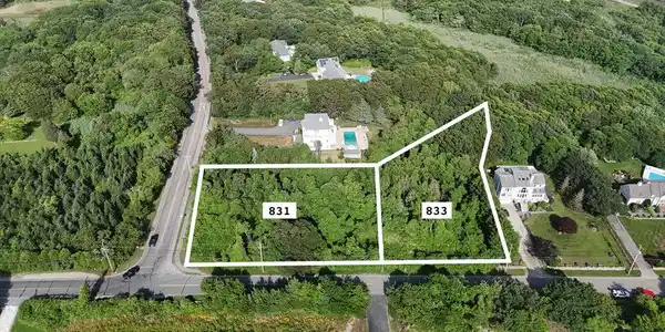 831-833 Sconticut Neck Rd