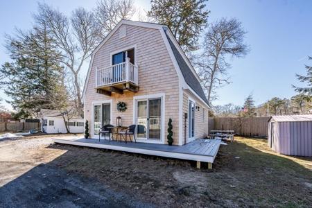 9 Bells Neck Rd