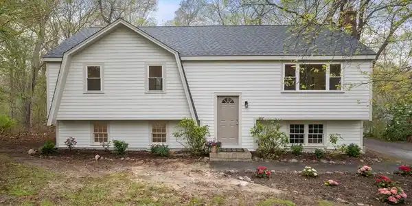 39 Heather Drive