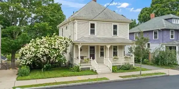 165 E. Lothrop St