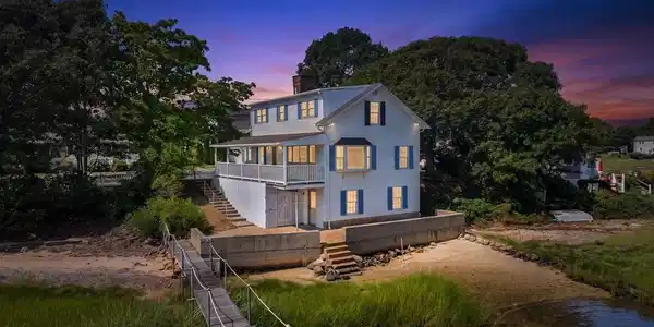 584 Circuit Ave