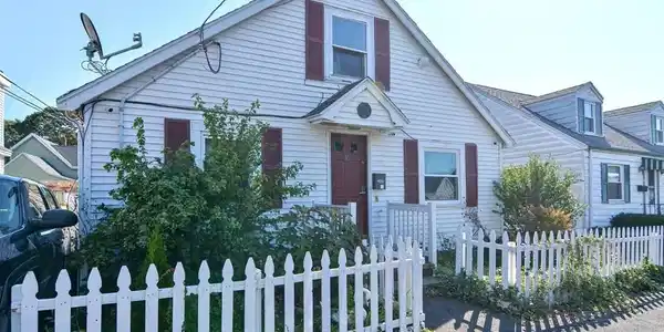 16 Wilson St