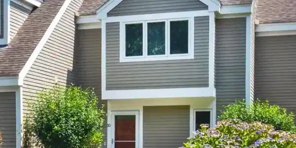 110 Billington Ln