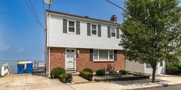 53 Upland Rd