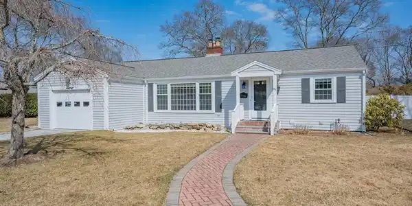 52 Cherry St