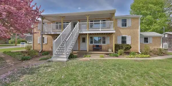 124 Skiff Avenue
