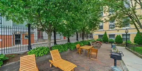 350 West Fourth Street