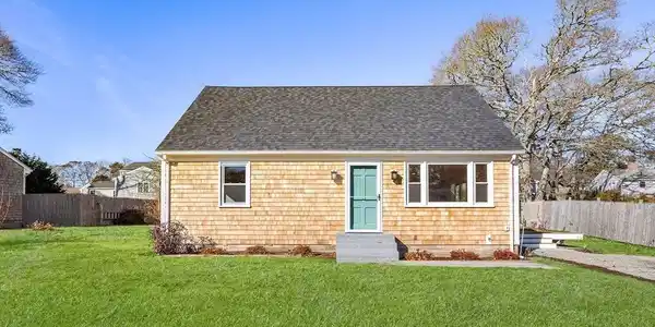 74 Clifton Ln