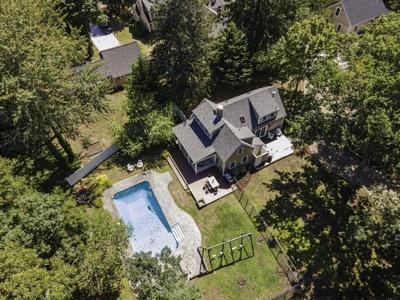 23 Willow Ln