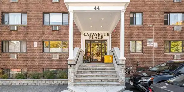 44 Lafayette Ave