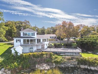 158 North Truro Street