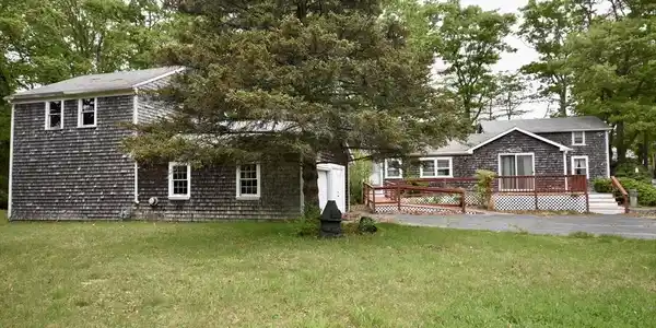22 Canal Rd