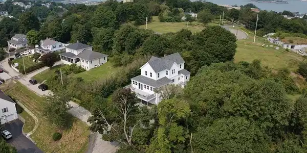 8 Douglas Ave