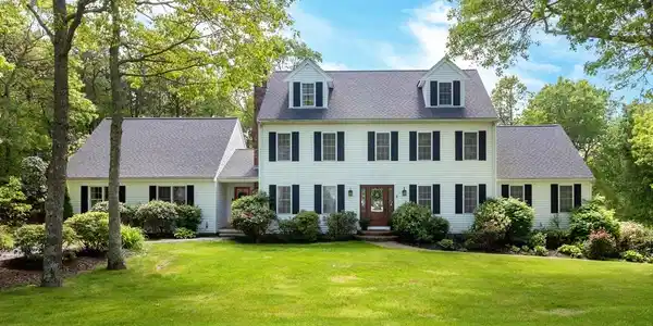 3 Kimba Ln