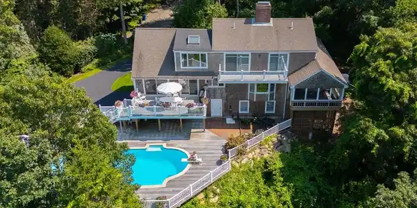 22 Beechwood Road