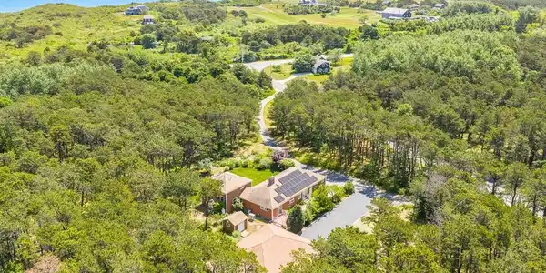 72 Highland Rd