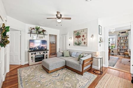 20 Willow Ave