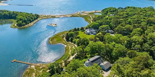 233 Scraggy Neck Road