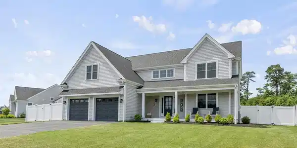 10 Karas Way