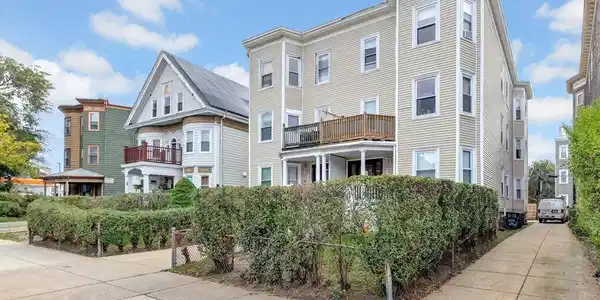 797 Columbia Rd