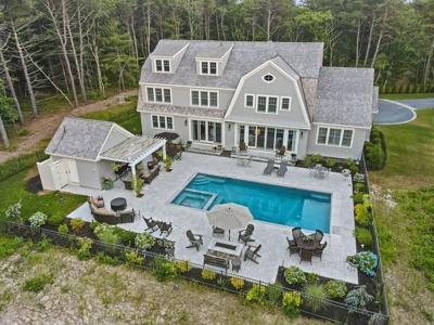 444 Vineyard