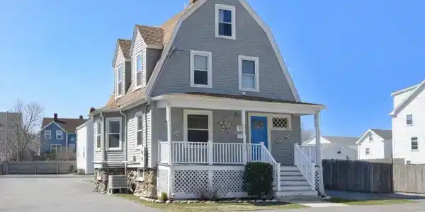 481 Humphrey St