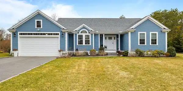 40 Bonnie Lane
