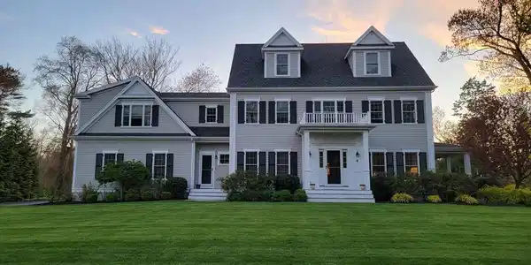 4 Evangeline Dr