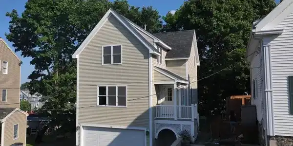 12 Anderson Street