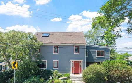 12 Andrews Street