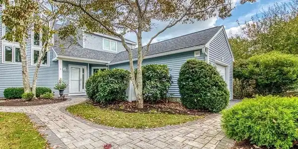 1 Fairway Dr.