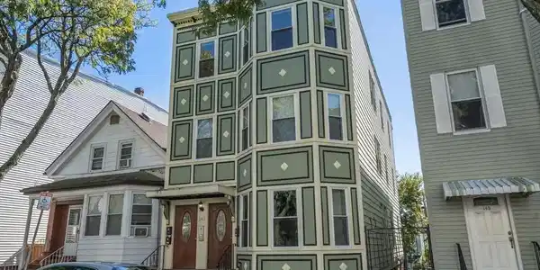 147 Trenton