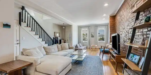 39 Emerson St