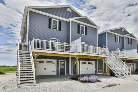 207 Beach Rd