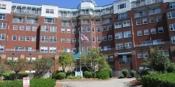 9 Park Ave