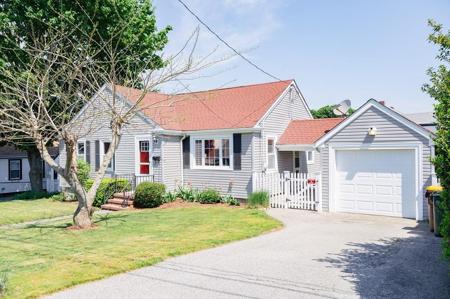 222 Walter St