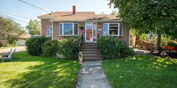 7 Parker St.