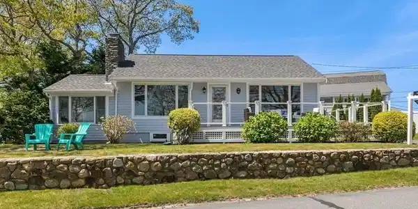 585 Circuit Ave