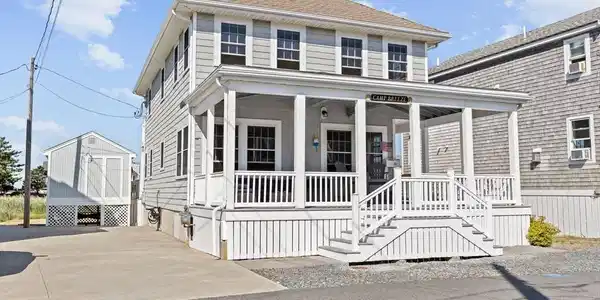 53 Lighthouse Rd