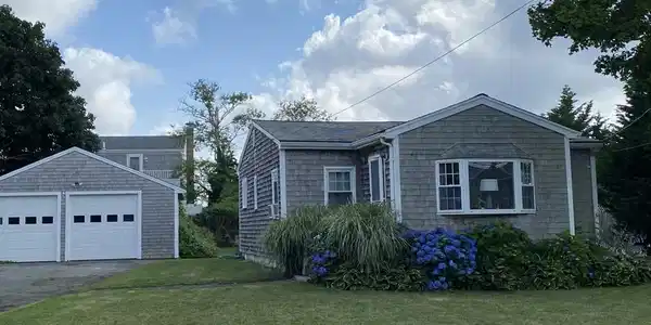 62 Tupper Ave