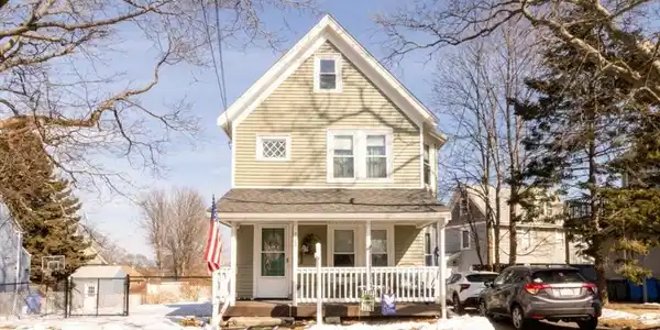 240 Bowdoin