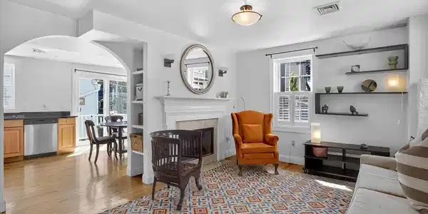 1 Avon Place