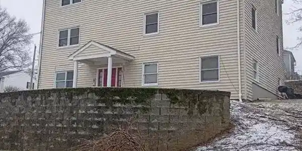 23 Bliss St.