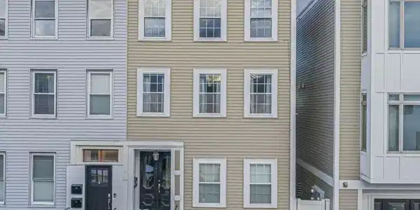 15 Vinton St