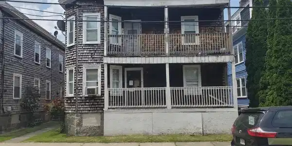 36 Perkins St