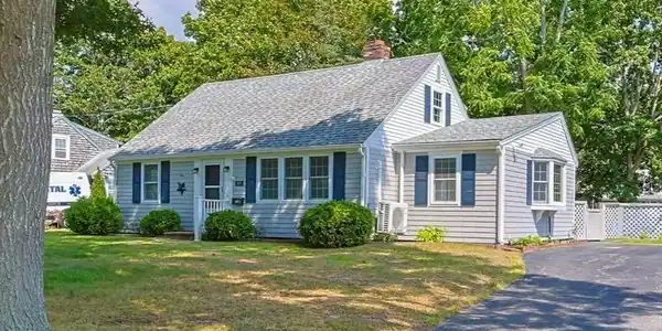 87 Vidal Ave