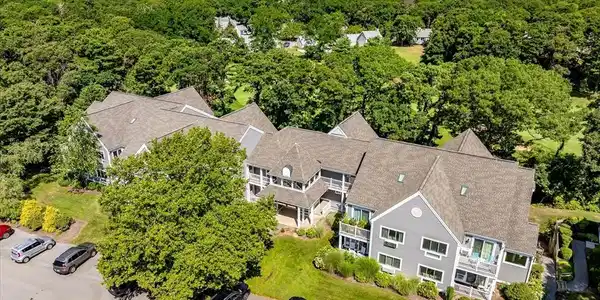 61 Fletcher Ln