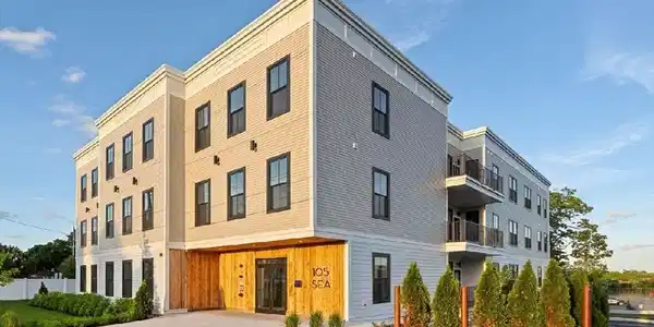 105 Sea Street